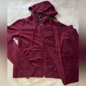 Fashion Nova Women's Burgundy Jacket